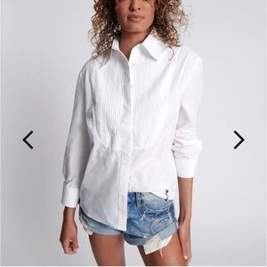 SOLD One Teaspoon Women’s Pleated White Tuxedo Button up Shirt Size Medium